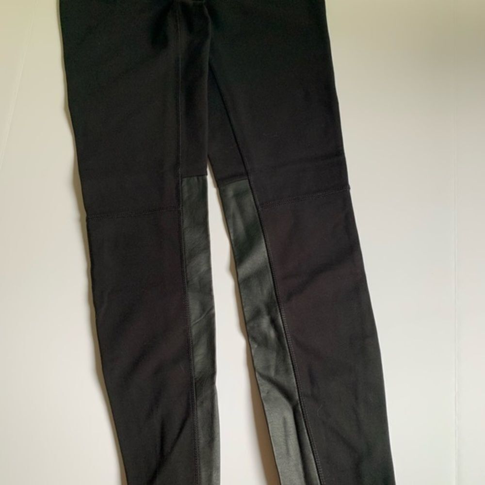 Madewell Black Leggings w/faux leather - Picture 4 of 5